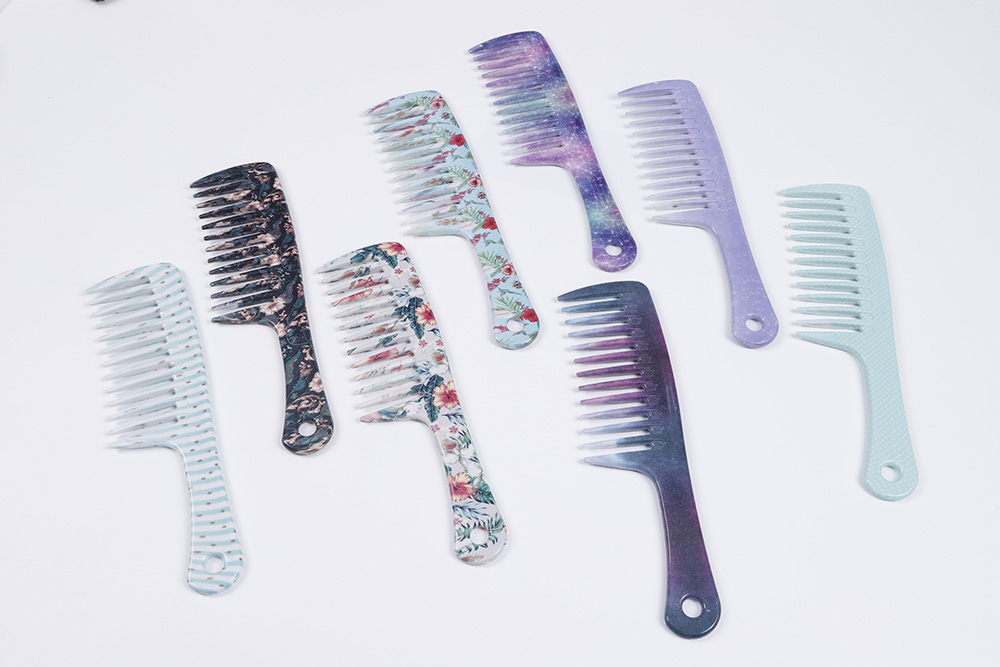 Comb