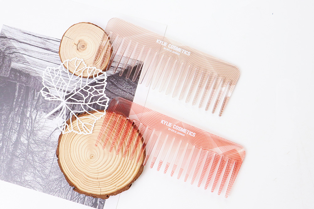 Comb
