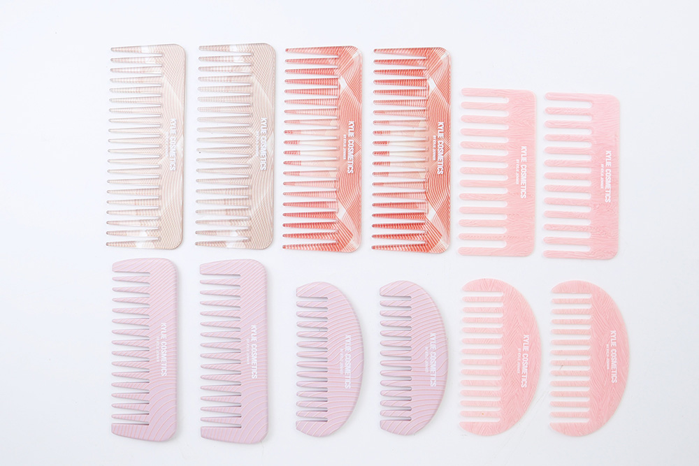 Comb
