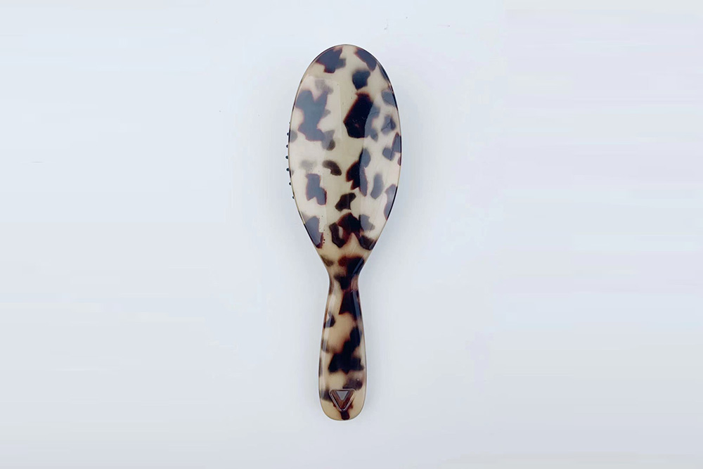 Plastic Hairbrush
