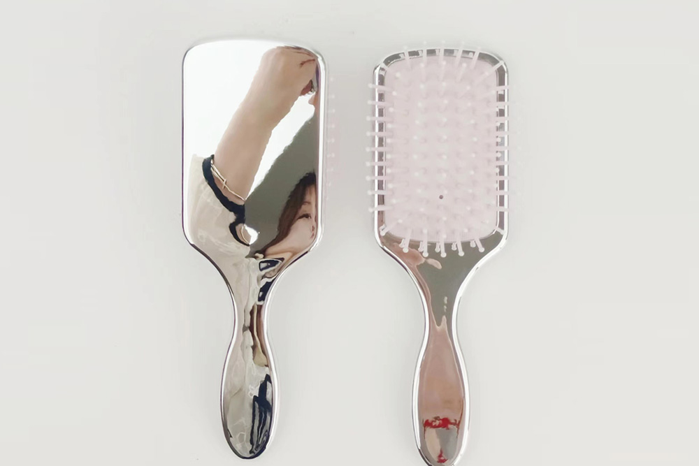 Plastic Hairbrush
