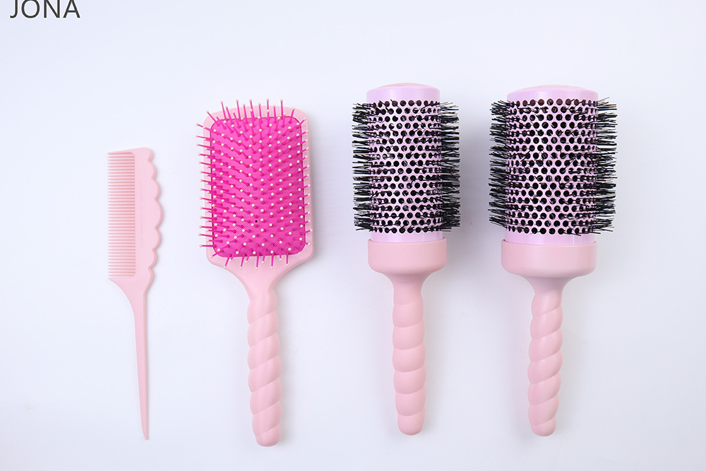 Plastic Hairbrush