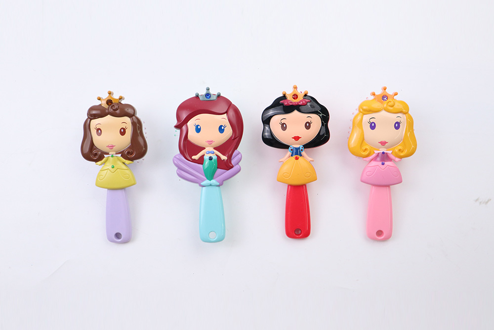 Mini Hairbrush