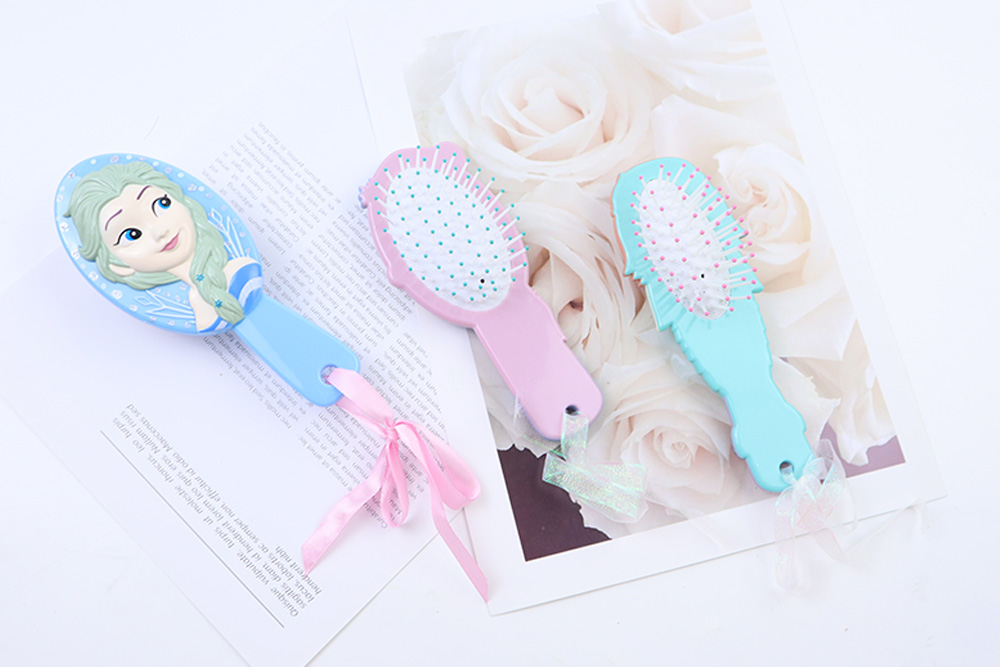 Mini Hairbrush