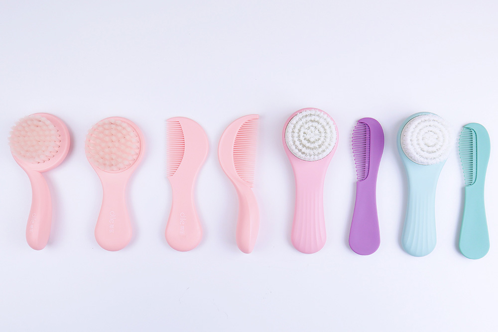 Mini Hairbrush