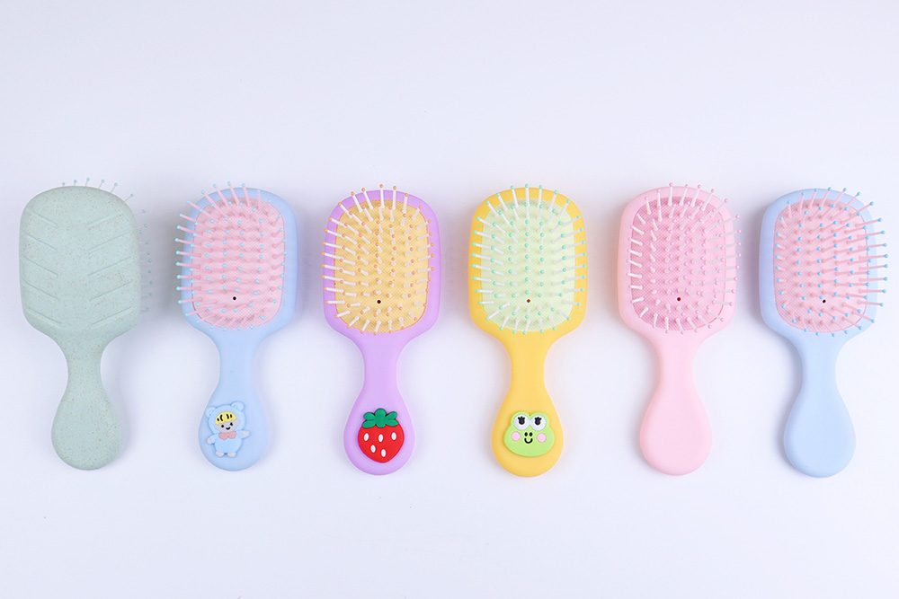 Mini Hairbrush